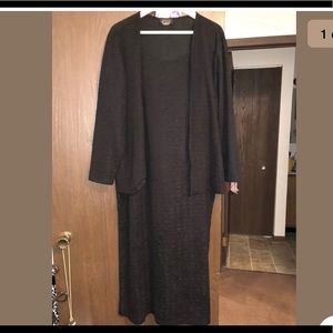 2X Textured Jet Black Dress Built-In Frontal Vest